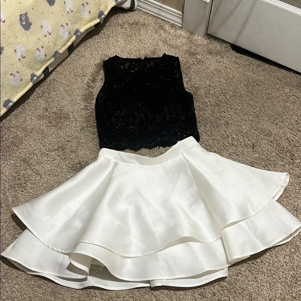 Elegant White Flared Skirt